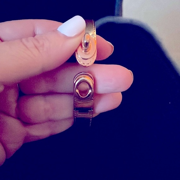 Beautiful pink Gold Coach Bangle Bracelet with turnlock. Gently loved. 💗 - Picture 4 of 7